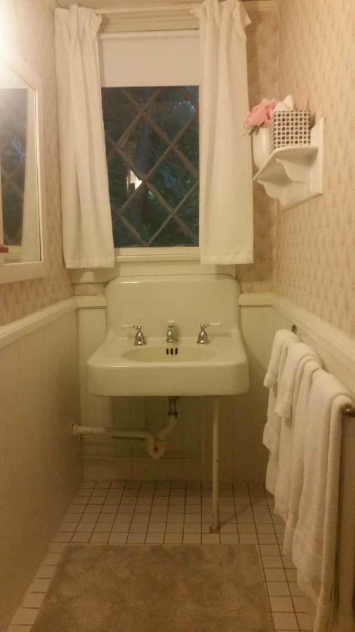 Manchester-by-The-Sea Old Corner Inn מראה חיצוני תמונה